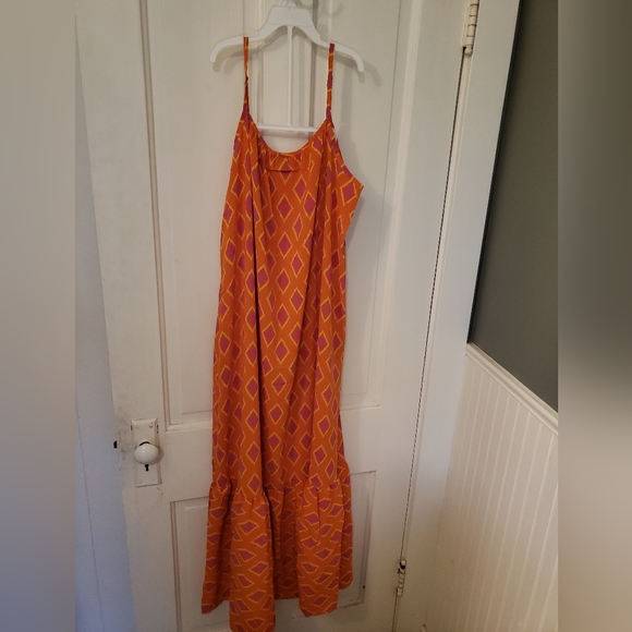 70s Style Geometric Maxi Dress - Picture 4 of 7